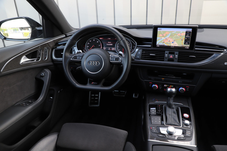 Audi A6 Avant 4.0 TFSI RS 6 quattro | 560PK | Pano | Keramische-remmen | Dynamic+ | Carbon | Matrix-led | Bose | Memory | 2017.