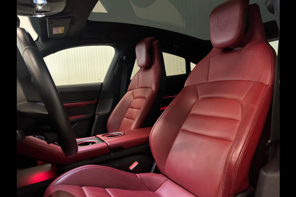 Porsche Taycan Performance 84 kWh | SPORT CHRONO | ZONNEDAK | 360 CAMERA | BOSE AUDIO