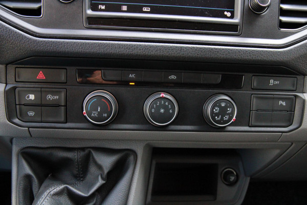 Volkswagen Crafter 35 2.0 TDI L3H2 / App connect / Gev. Stoel / dealer onderhouden