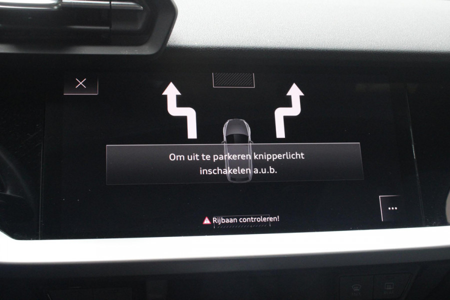 Audi A3 Sportback 35 TFSI Pro Line Park Assistent Lane assist