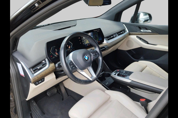 BMW 2 Serie Active Tourer 218i | automaat | volleder | Live Cockpit Plus | trekhaak | dealer onderhouden | 1e eigenaar