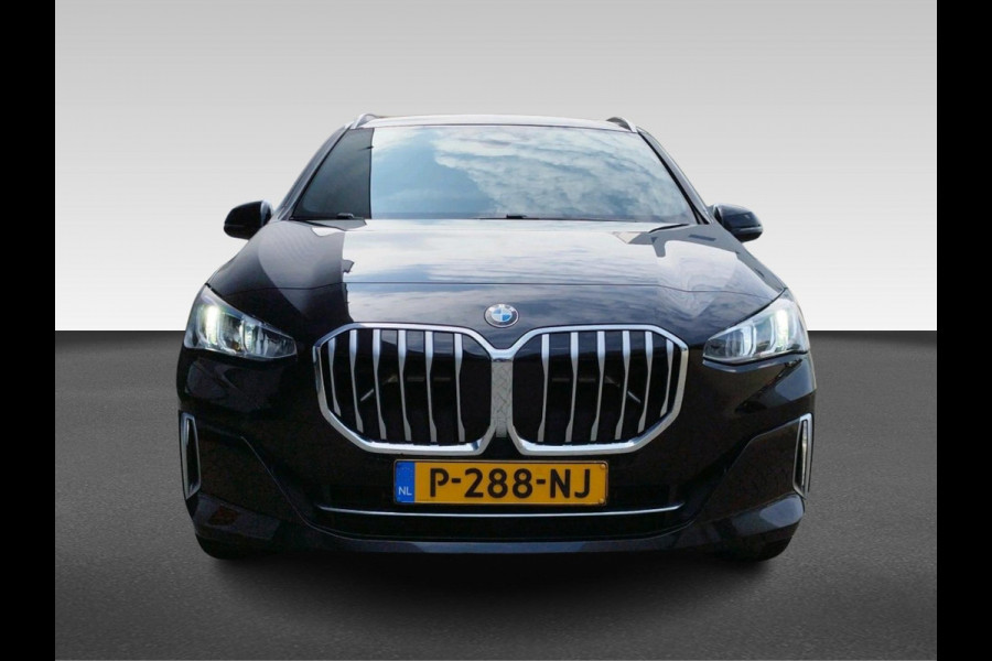 BMW 2 Serie Active Tourer 218i | automaat | volleder | Live Cockpit Plus | trekhaak | dealer onderhouden | 1e eigenaar