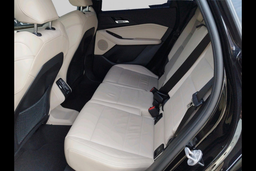 BMW 2 Serie Active Tourer 218i | automaat | volleder | Live Cockpit Plus | trekhaak | dealer onderhouden | 1e eigenaar