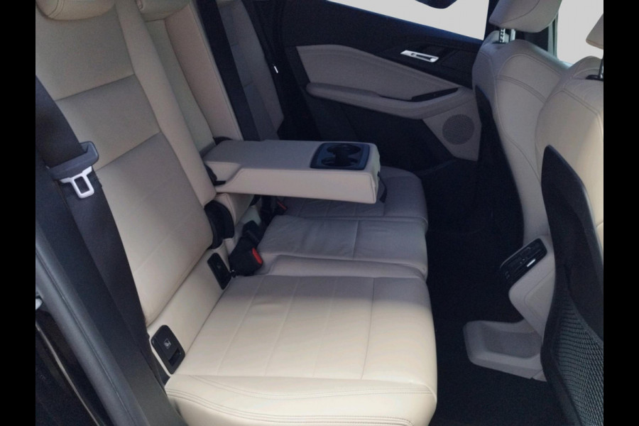 BMW 2 Serie Active Tourer 218i | automaat | volleder | Live Cockpit Plus | trekhaak | dealer onderhouden | 1e eigenaar