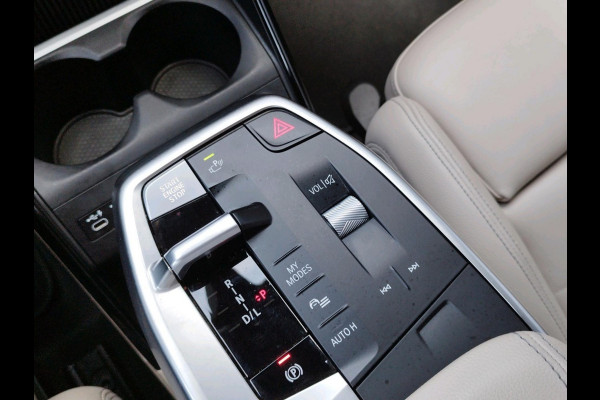 BMW 2 Serie Active Tourer 218i | automaat | volleder | Live Cockpit Plus | trekhaak | dealer onderhouden | 1e eigenaar