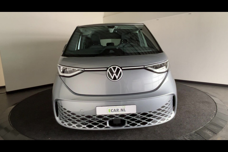 Volkswagen ID. Buzz Pro 86 kWh Lang 7 persoons | Warmtepomp | Verwarmbaar stuurwiel | Apple carplay & Android auto! |