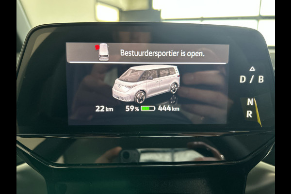 Volkswagen ID. Buzz Pro 86 kWh Lang 7 persoons | Warmtepomp | Verwarmbaar stuurwiel | Apple carplay & Android auto! |