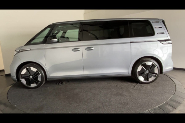 Volkswagen ID. Buzz Pro 86 kWh Lang 7 persoons | Warmtepomp | Verwarmbaar stuurwiel | Apple carplay & Android auto! |