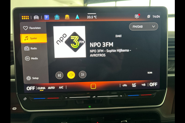 Volkswagen ID. Buzz Pro 86 kWh Lang 7 persoons | Warmtepomp | Verwarmbaar stuurwiel | Apple carplay & Android auto! |