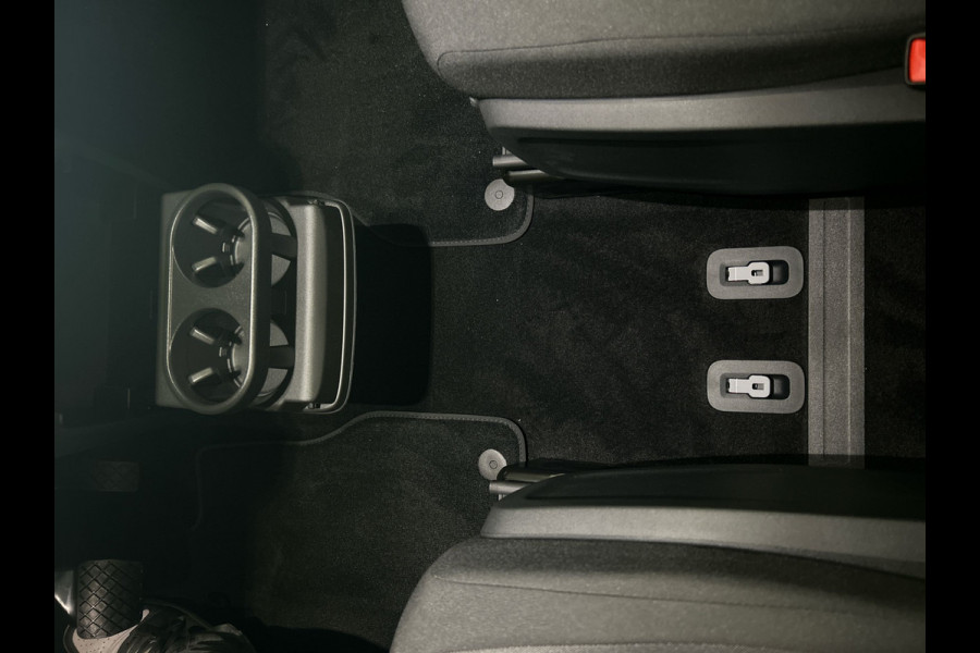 Volkswagen ID. Buzz Pro 86 kWh Lang 7 persoons | Warmtepomp | Verwarmbaar stuurwiel | Apple carplay & Android auto! |