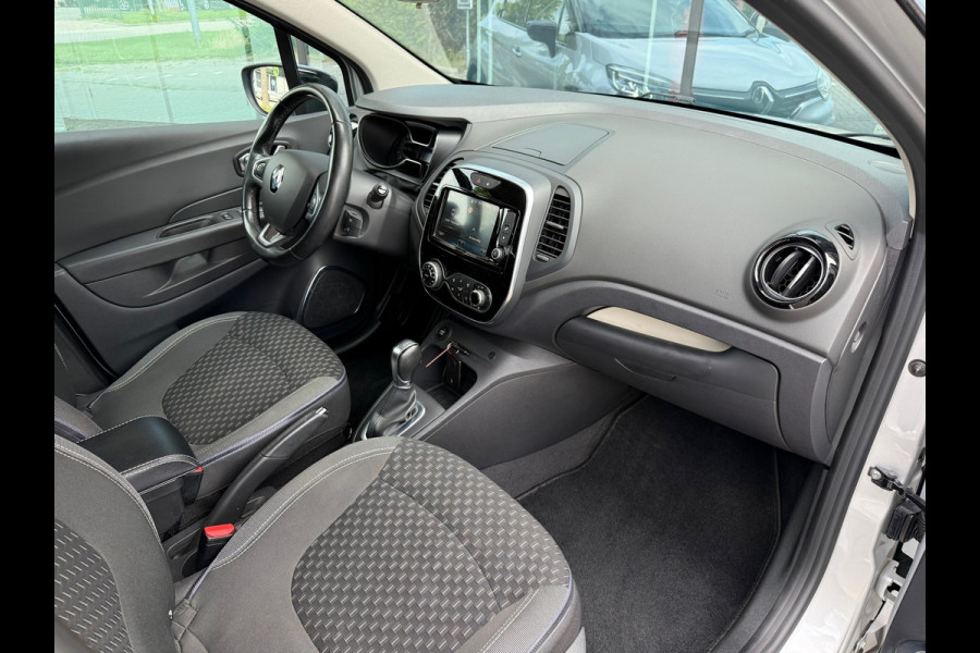Renault Captur 1.3 TCe Intens 150pk - Automaat - Navi - Trekhaak - Climate