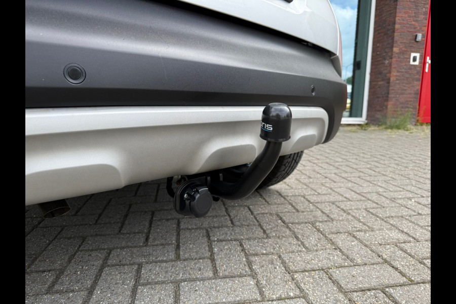 Renault Captur 1.3 TCe Intens 150pk - Automaat - Navi - Trekhaak - Climate