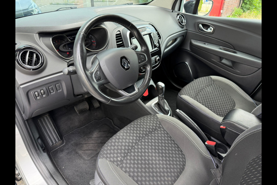 Renault Captur 1.3 TCe Intens 150pk - Automaat - Navi - Trekhaak - Climate