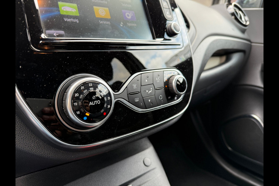 Renault Captur 1.3 TCe Intens 150pk - Automaat - Navi - Trekhaak - Climate