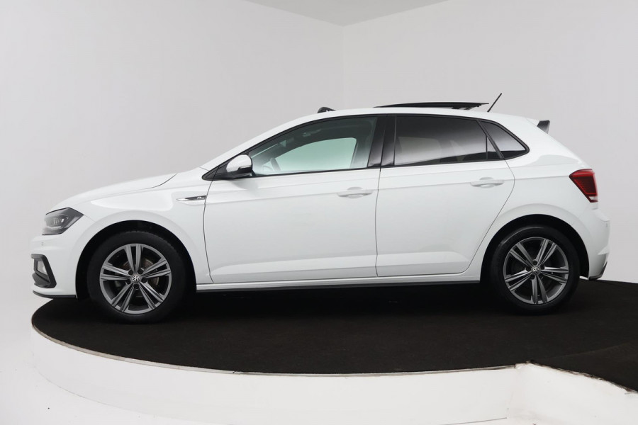 Volkswagen Polo 1.0 TSI Highline R-Line Automaat (PANORAMADAK, DIGITALE COCKPIT, STOELVERWARMING, BEATS-AUDIO, AUTOMAAT)
