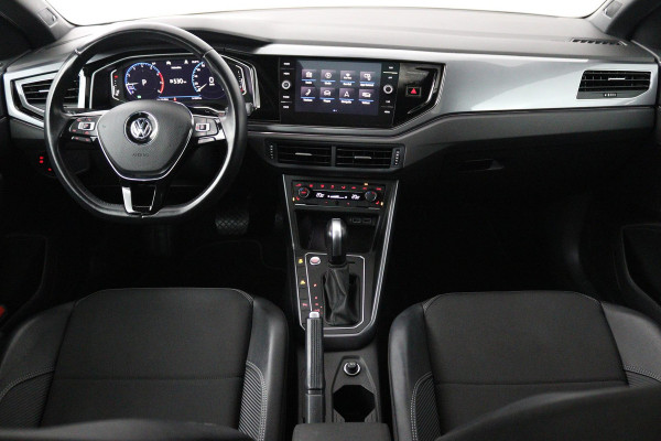 Volkswagen Polo 1.0 TSI Highline R-Line Automaat (PANORAMADAK, DIGITALE COCKPIT, STOELVERWARMING, BEATS-AUDIO, AUTOMAAT)