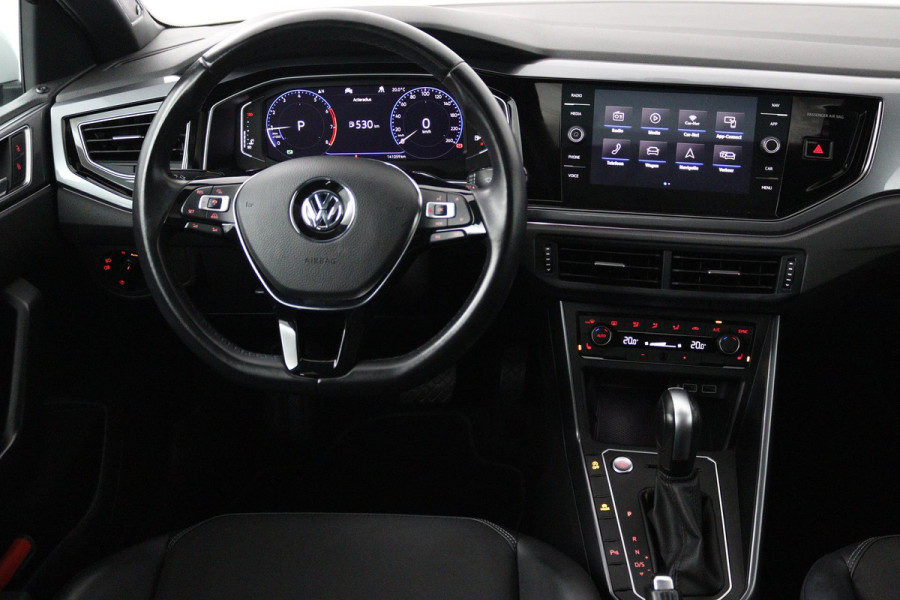 Volkswagen Polo 1.0 TSI Highline R-Line Automaat (PANORAMADAK, DIGITALE COCKPIT, STOELVERWARMING, BEATS-AUDIO, AUTOMAAT)