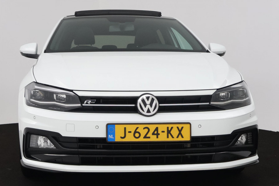 Volkswagen Polo 1.0 TSI Highline R-Line Automaat (PANORAMADAK, DIGITALE COCKPIT, STOELVERWARMING, BEATS-AUDIO, AUTOMAAT)
