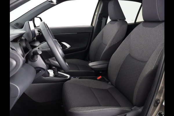 Toyota Yaris Cross 1.5 HYBRID DYNAMIC 1e EIG GARANTIE 2034 NAVIGATIE.CAMERA.ADAPT.CTRUISE. APPLE CARPLAY & ANDROID