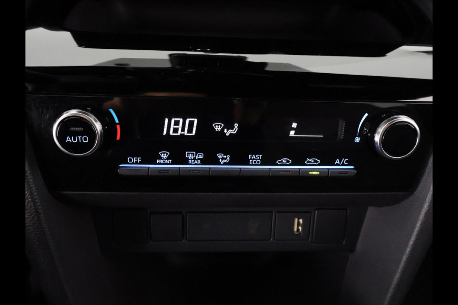 Toyota Yaris Cross 1.5 HYBRID DYNAMIC 1e EIG GARANTIE 2034 NAVIGATIE.CAMERA.ADAPT.CTRUISE. APPLE CARPLAY & ANDROID