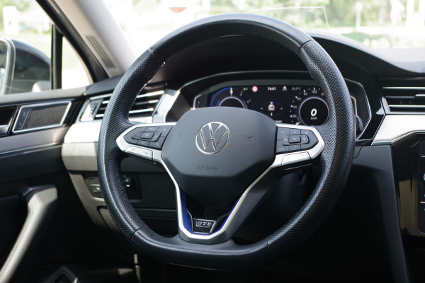 Volkswagen Passat Variant 1.4 TSI 218 PK PHEV GTE BNS R-Line, Panoramadak, Adap. Cruise Control, Matrix-LED, Head-Up, Camera