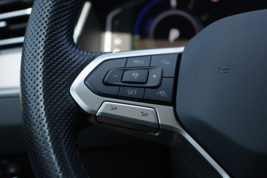 Volkswagen Passat Variant 1.4 TSI 218 PK PHEV GTE BNS R-Line, Panoramadak, Adap. Cruise Control, Matrix-LED, Head-Up, Camera