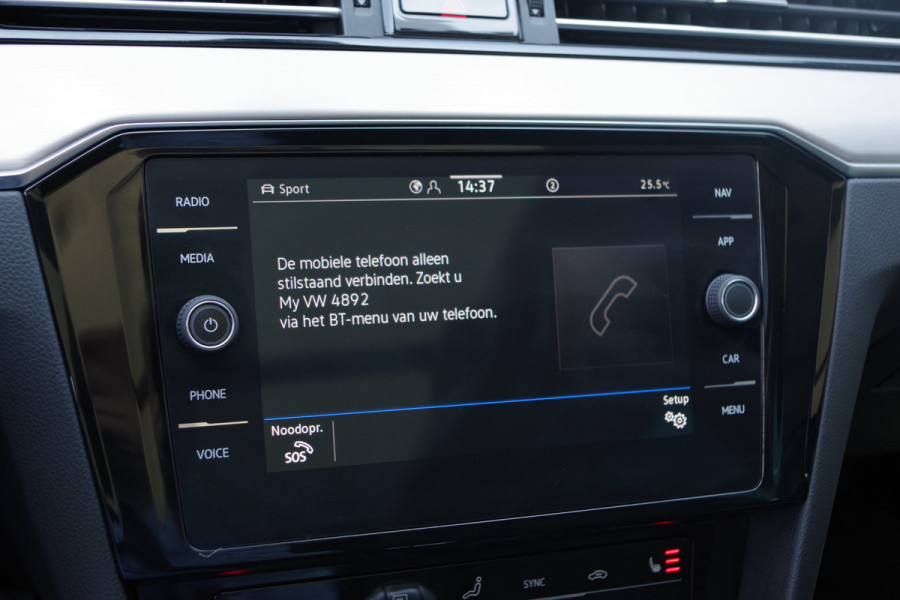 Volkswagen Passat Variant 1.4 TSI 218 PK PHEV GTE BNS R-Line, Panoramadak, Adap. Cruise Control, Matrix-LED, Head-Up, Camera