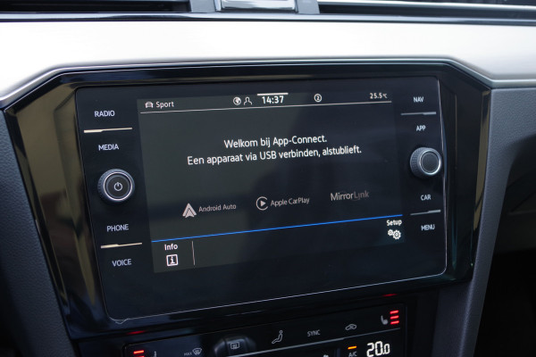 Volkswagen Passat Variant 1.4 TSI 218 PK PHEV GTE BNS R-Line, Panoramadak, Adap. Cruise Control, Matrix-LED, Head-Up, Camera