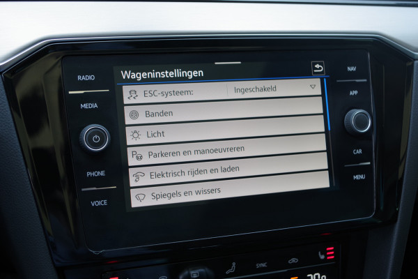 Volkswagen Passat Variant 1.4 TSI 218 PK PHEV GTE BNS R-Line, Panoramadak, Adap. Cruise Control, Matrix-LED, Head-Up, Camera