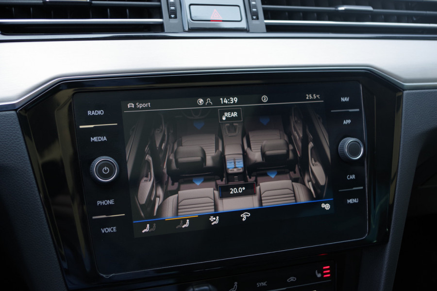 Volkswagen Passat Variant 1.4 TSI 218 PK PHEV GTE BNS R-Line, Panoramadak, Adap. Cruise Control, Matrix-LED, Head-Up, Camera