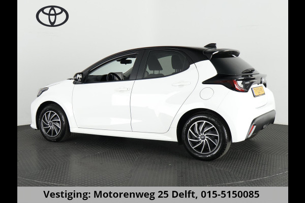 Toyota Yaris 1.5 HYBRID AUTOMAAT BLACK & WHITE GARANTIE 8-2033 NAVIGATIE.CLIMA.CRUISE