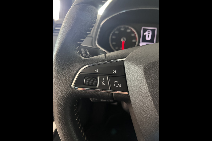 Seat Arona 1.0 TSI Xcellence Business Intense Automaat Apple carplay,parkeer assistent