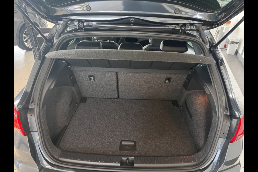 Seat Arona 1.0 TSI Xcellence Business Intense Automaat Apple carplay,parkeer assistent