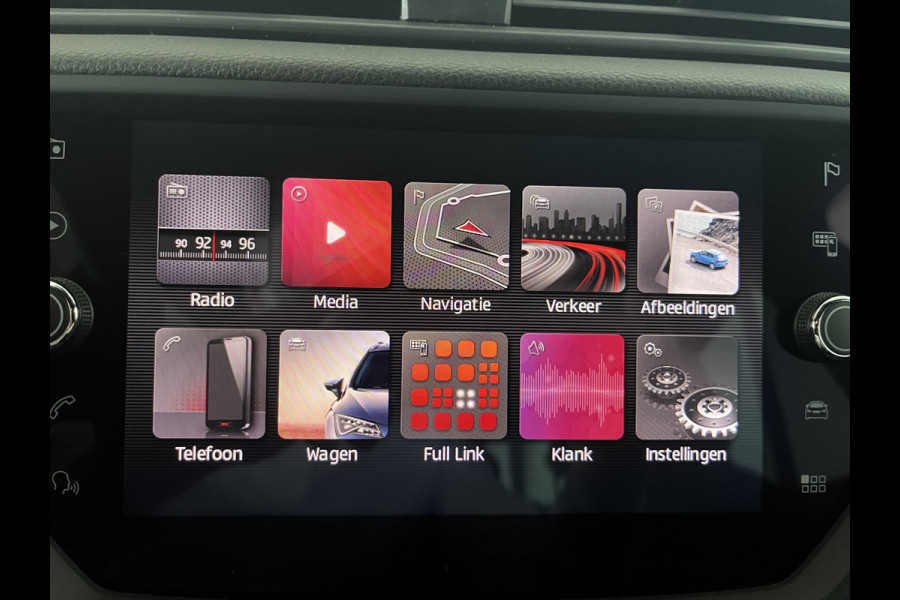 Seat Arona 1.0 TSI Xcellence Business Intense Automaat Apple carplay,parkeer assistent