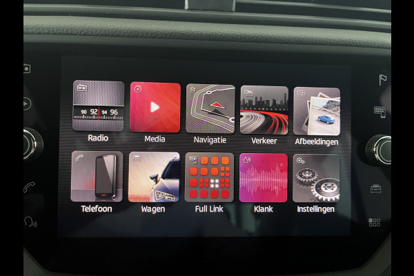 Seat Arona 1.0 TSI Xcellence Business Intense Automaat Apple carplay,parkeer assistent