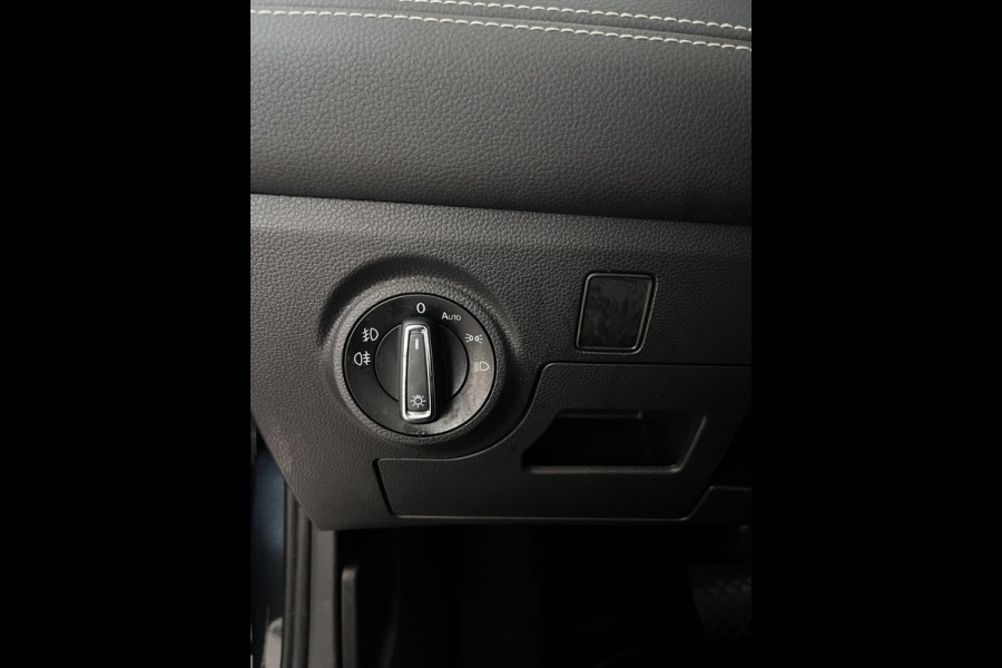 Seat Arona 1.0 TSI Xcellence Business Intense Automaat Apple carplay,parkeer assistent