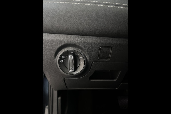 Seat Arona 1.0 TSI Xcellence Business Intense Automaat Apple carplay,parkeer assistent