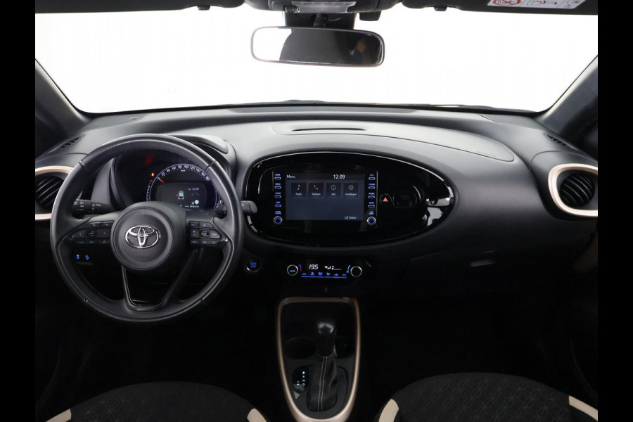 Toyota Aygo X 1.0 VVT-i AUTOMAAT PULSE LIMITED ED. KEYLESS. PDC . CRUISE .LMV.CARPLAY NAVIGATIE  GARANTIE TOT 6-2032