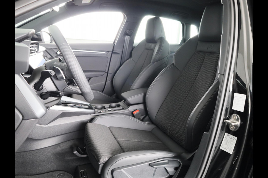 Audi A3 Sportback 30 TFSI S edition 116 pk S-tronic | Verlengde garantie | Navigatie | Parkeersensoren (Park assist) | Achteruitrijcamera | Adaptieve cruise control | S-Line |