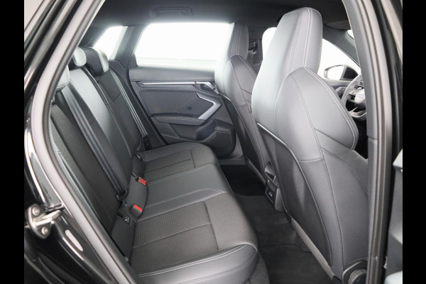 Audi A3 Sportback 30 TFSI S edition 116 pk S-tronic | Verlengde garantie | Navigatie | Parkeersensoren (Park assist) | Achteruitrijcamera | Adaptieve cruise control | S-Line |