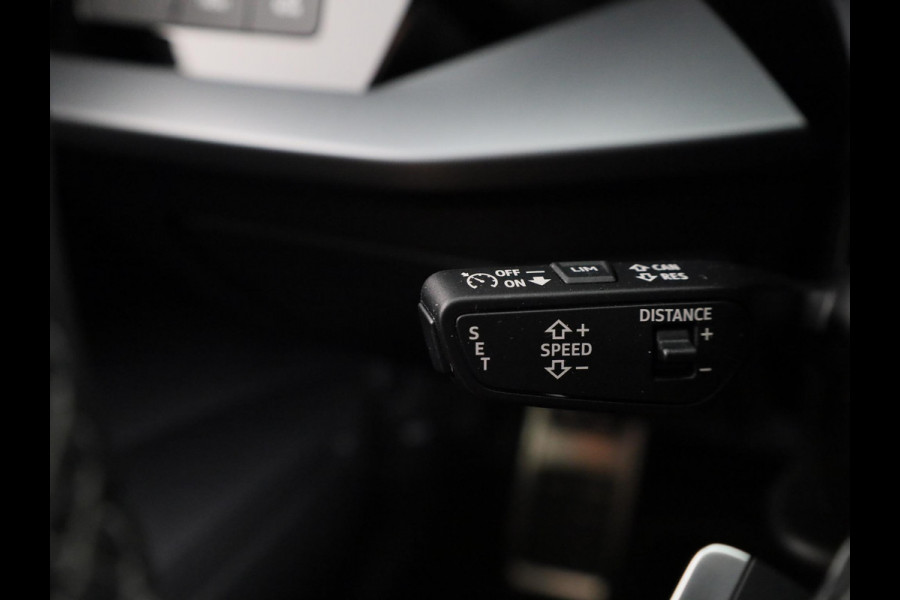 Audi A3 Sportback 30 TFSI S edition 116 pk S-tronic | Verlengde garantie | Navigatie | Parkeersensoren (Park assist) | Achteruitrijcamera | Adaptieve cruise control | S-Line |