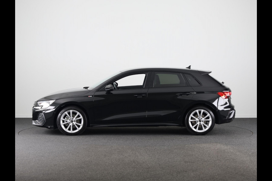 Audi A3 Sportback 35 TFSI S edition 150 pk S-tronic | Private lease vanaf € 670,- pm | Navigatie | Parkeersensoren (Park assist) | Apple Carplay/Android Auto | S-Line |