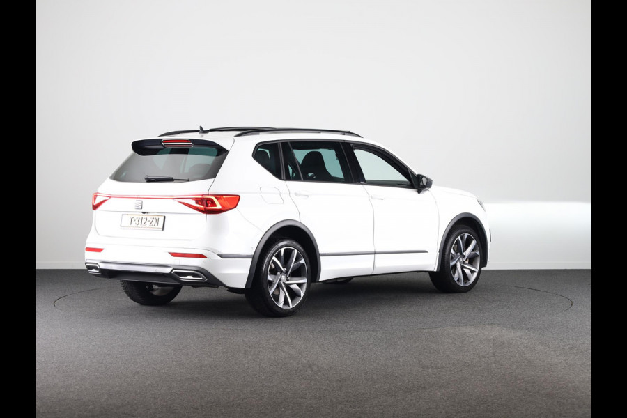 Seat Tarraco 1.5 TSI FR Business Intense 7p. 150 pk Automaat (DSG) | Verlengde garantie | Navigatie | Panoramadak | Parkeersensoren (Park assist) | Rondomzicht camera | Keyless pakket |