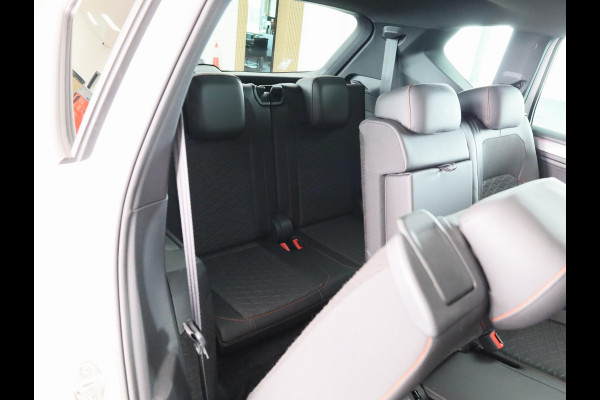 Seat Tarraco 1.5 TSI FR Business Intense 7p. 150 pk Automaat (DSG) | Verlengde garantie | Navigatie | Panoramadak | Parkeersensoren (Park assist) | Rondomzicht camera | Keyless pakket |