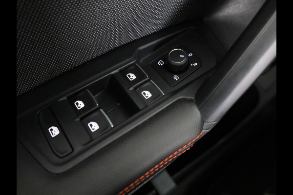Seat Tarraco 1.5 TSI FR Business Intense 7p. 150 pk Automaat (DSG) | Verlengde garantie | Navigatie | Panoramadak | Parkeersensoren (Park assist) | Rondomzicht camera | Keyless pakket |