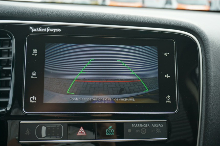 Mitsubishi Outlander PHEV Intense+ AUTOMAAT SCHUIFDAK | ELEK.KLEP | CARPLAY | HAAK! VERKOCHT