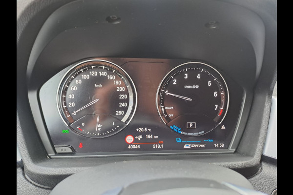 BMW X1 xDrive25e High Executive PHEV | Led | Trekhaak | Leder | Elek. klep | Navi | Camera | Stoelverwarming |