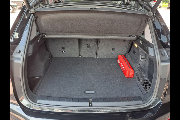 BMW X1 xDrive25e High Executive PHEV | Led | Trekhaak | Leder | Elek. klep | Navi | Camera | Stoelverwarming |