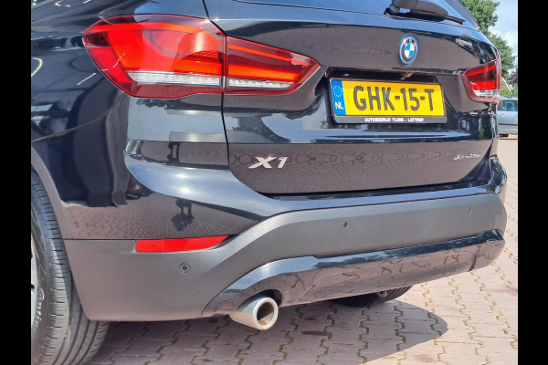 BMW X1 xDrive25e High Executive PHEV | Led | Trekhaak | Leder | Elek. klep | Navi | Camera | Stoelverwarming |