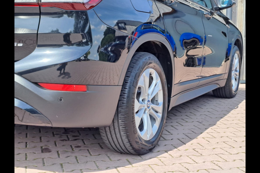 BMW X1 xDrive25e High Executive PHEV | Led | Trekhaak | Leder | Elek. klep | Navi | Camera | Stoelverwarming |
